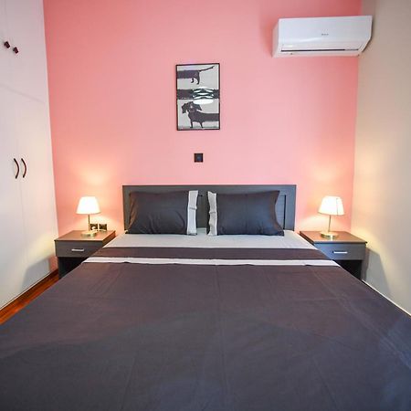 Modern Apartment By Athens' Center Екстериор снимка